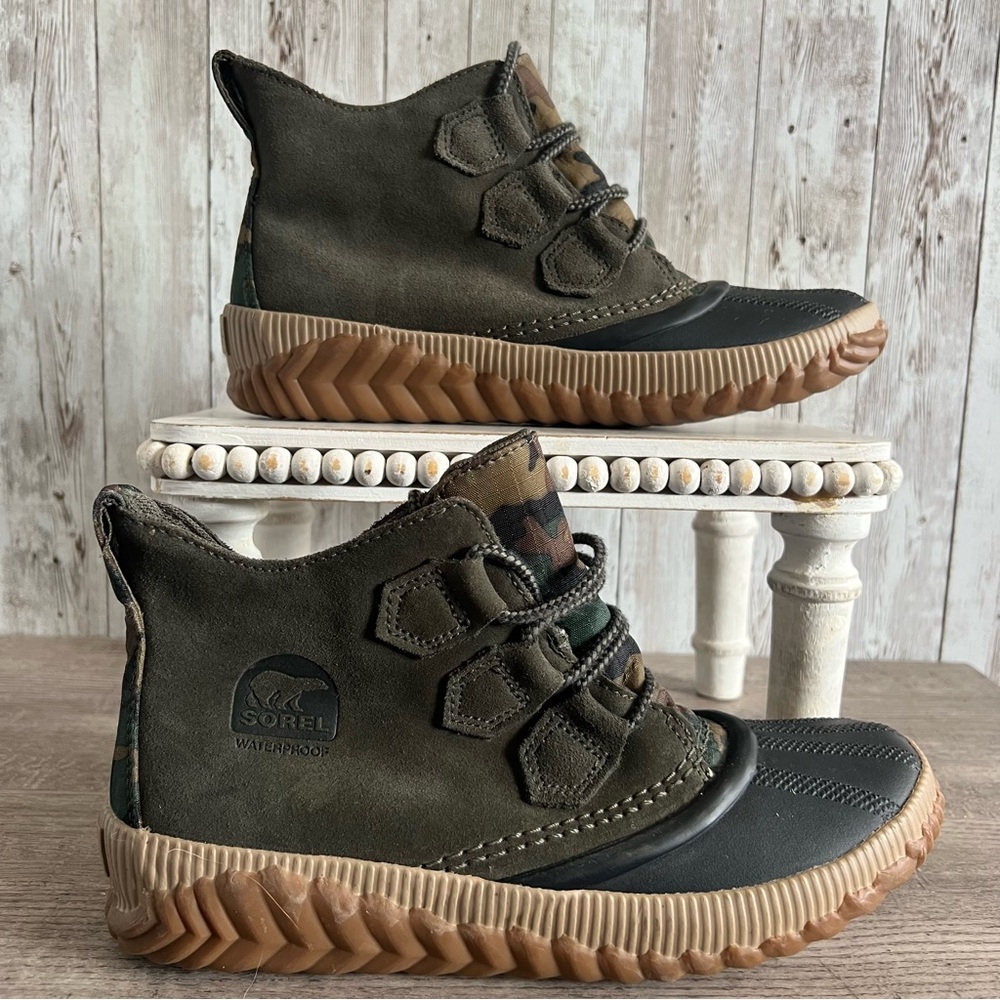 Sorel Out N About Plus Waterproof Women's Green Camo Winter Rain Boots Size 7